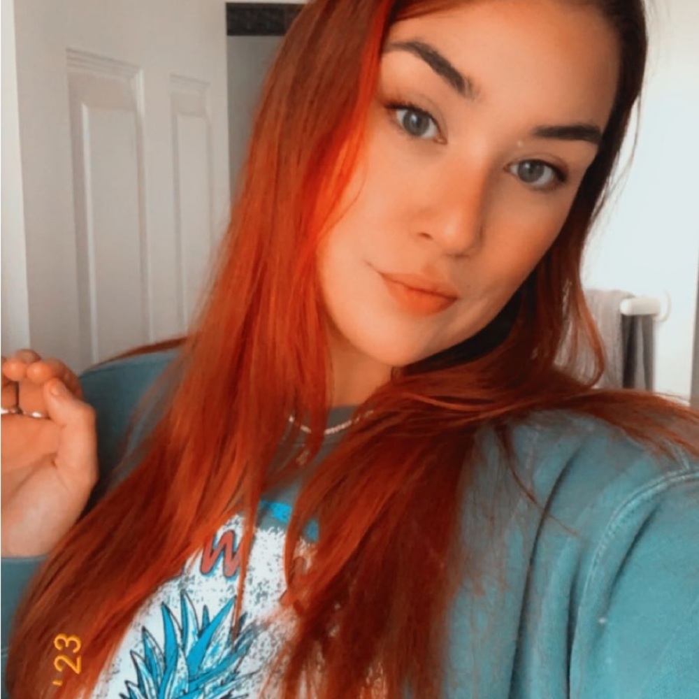 Meet your Posher, Brooke